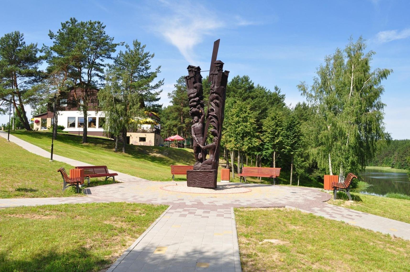 Zuvedra Hotel Ignalina Exterior foto